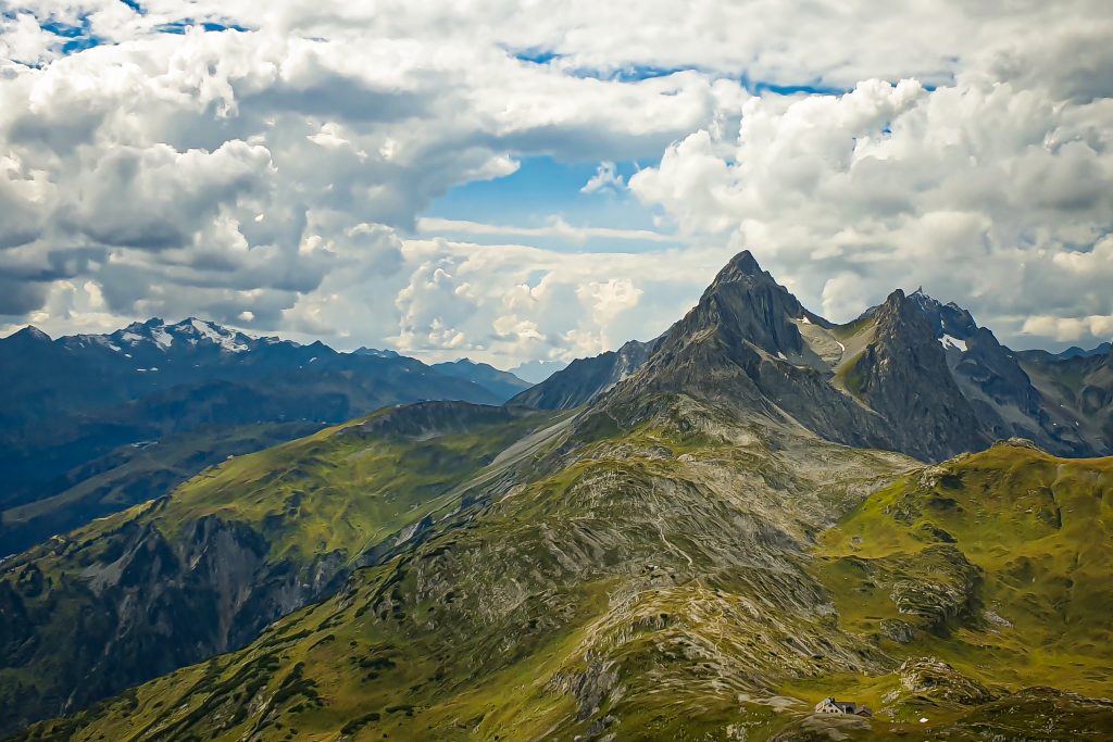 Almajurjoch